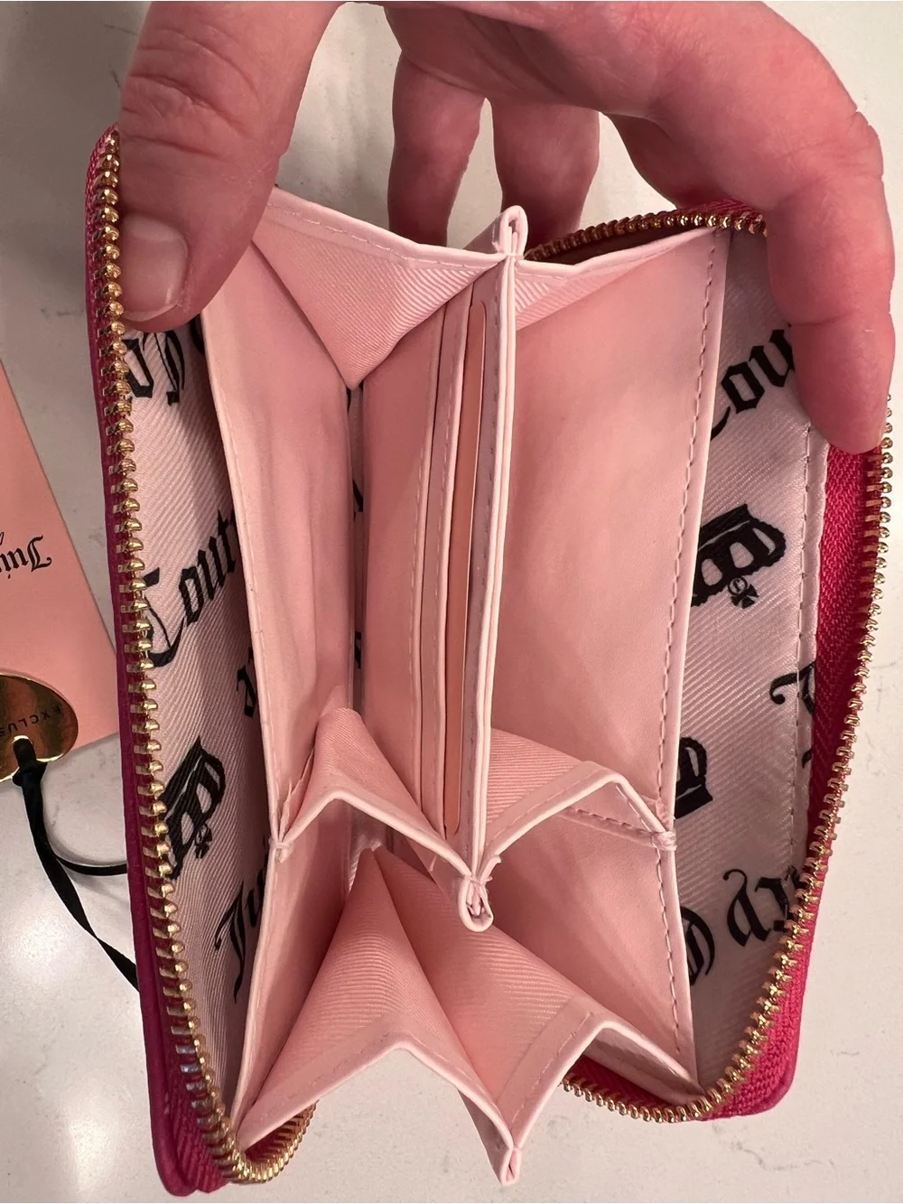 Juicy Couture Raspberry Daisy Floral Zip Around Wallet